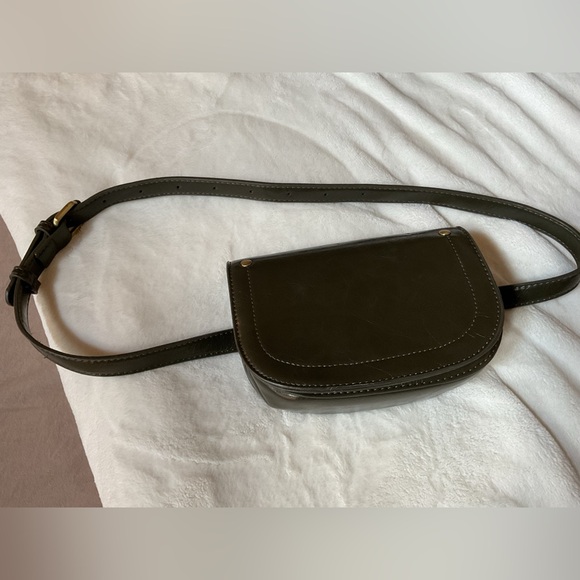 Cute Anthropologie green belt bag - Picture 5 of 7